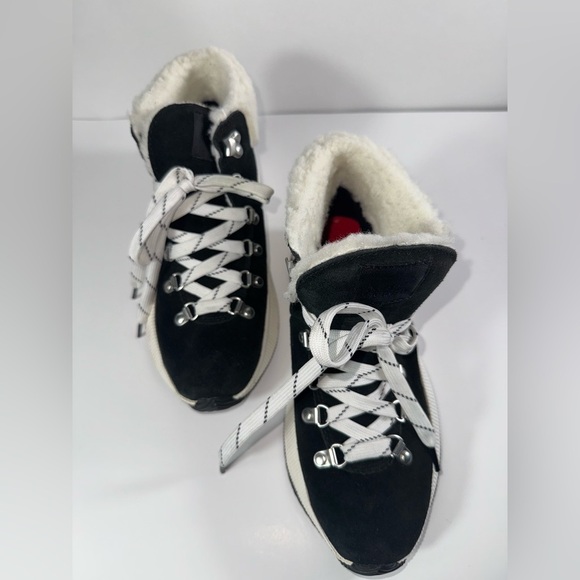 Sorel
OUT N ABOUT III CONQUEST - women’s Ankle boots size 7.5 - Picture 7 of 15